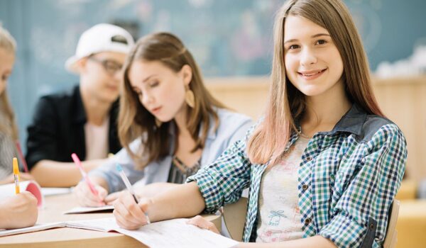 NASTOLATEK Z KLASĄ zajęcia dla dzieci NASTOLATEK Z KLASĄ zajęcia dla dzieci